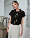 Áo kiểu cổ lá sen phối nút hoa