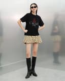 Áo thun form boxy thêu hình Xích đu trái tim