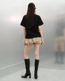 Áo thun form boxy thêu hình Xích đu trái tim