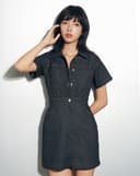 Đầm mini tay ngắn nút J