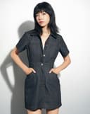 Đầm mini tay ngắn nút J