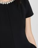 Đầm mini cổ trang trí dây ngọc trai