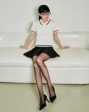 Chân váy xốp nổi hoa văn xếp ly