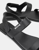 Giày Sandal Đế Bệt Quai Ngang Phối Khóa Trang Trí