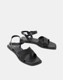 Giày Sandal Đế Bệt Phối Quai Vân Đan