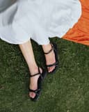 Giày Sandal Bệt Quai Xoắn