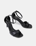 Giày Sandal Cao Gót Bít Hậu