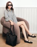 Túi Xách Lớn Phối Charm Trang Trí