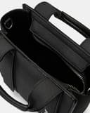 Túi Xách Nhỏ Top Handle Trang Trí Logo Cách Điệu