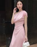 Đầm lệch vai rút eo