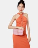 Túi Xách Nhỏ Đeo Chéo Trang Trí Khóa Luxe