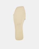 Dép quai ngang mũi vuông