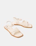 Giày Sandal Đế Bệt Phối Quai Vân Đan