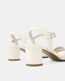 Giày Sandal Quai Hậu Và Quai Dây Mặt Giày