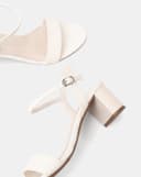 Giày Sandal Quai Ngang