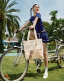 Túi Xách Lớn Tote Phối Túi Lưới Treo Charm Trang Trí