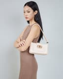 Túi Xách Nhỏ Đeo Vai Phối Khoá Trang Trí