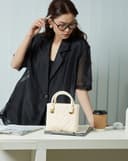 Túi Xách Nhỏ Form Vuông Chần Bông