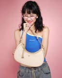 Túi Xách Nhỏ Shoulder Strap Thêu Icon Logo