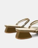 Giày Sandal Quai Đá