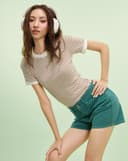 Áo thun ôm cổ tròn sọc ngang