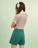 Áo thun ôm cổ tròn sọc ngang