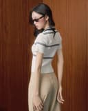 Áo dệt kim cổ polo thêu chữ