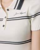 Áo dệt kim cổ polo thêu chữ