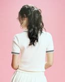 Áo dệt kim cổ polo thêu chữ