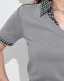 Áo dệt kim phối cổ caro đính đá