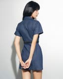 Đầm mini tay ngắn nút J