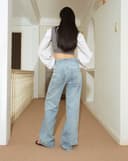 Quần jeans ống đứng phối túi trước