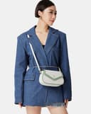 Túi Xách Nhỏ Crossbody Trang Trí Logo Cách Điệu